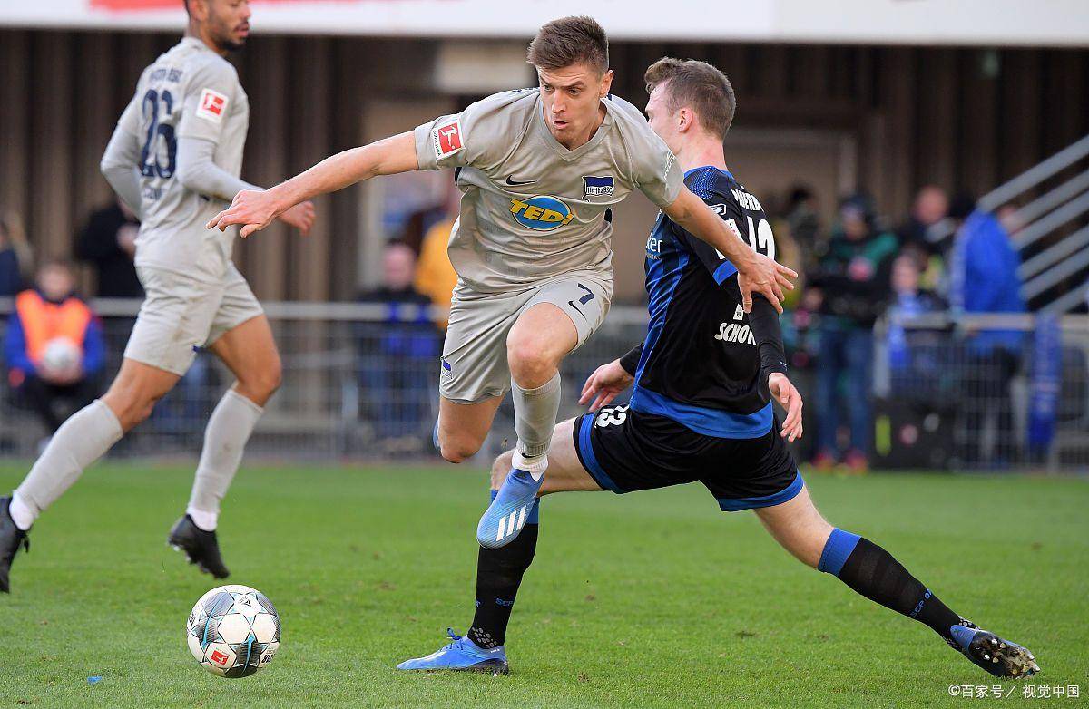 Kaiyun Sports-关于赛前荷甲传出新动向，巴塞罗那防线松动，管理层表态：信心回归，轮换策略成焦点的信息